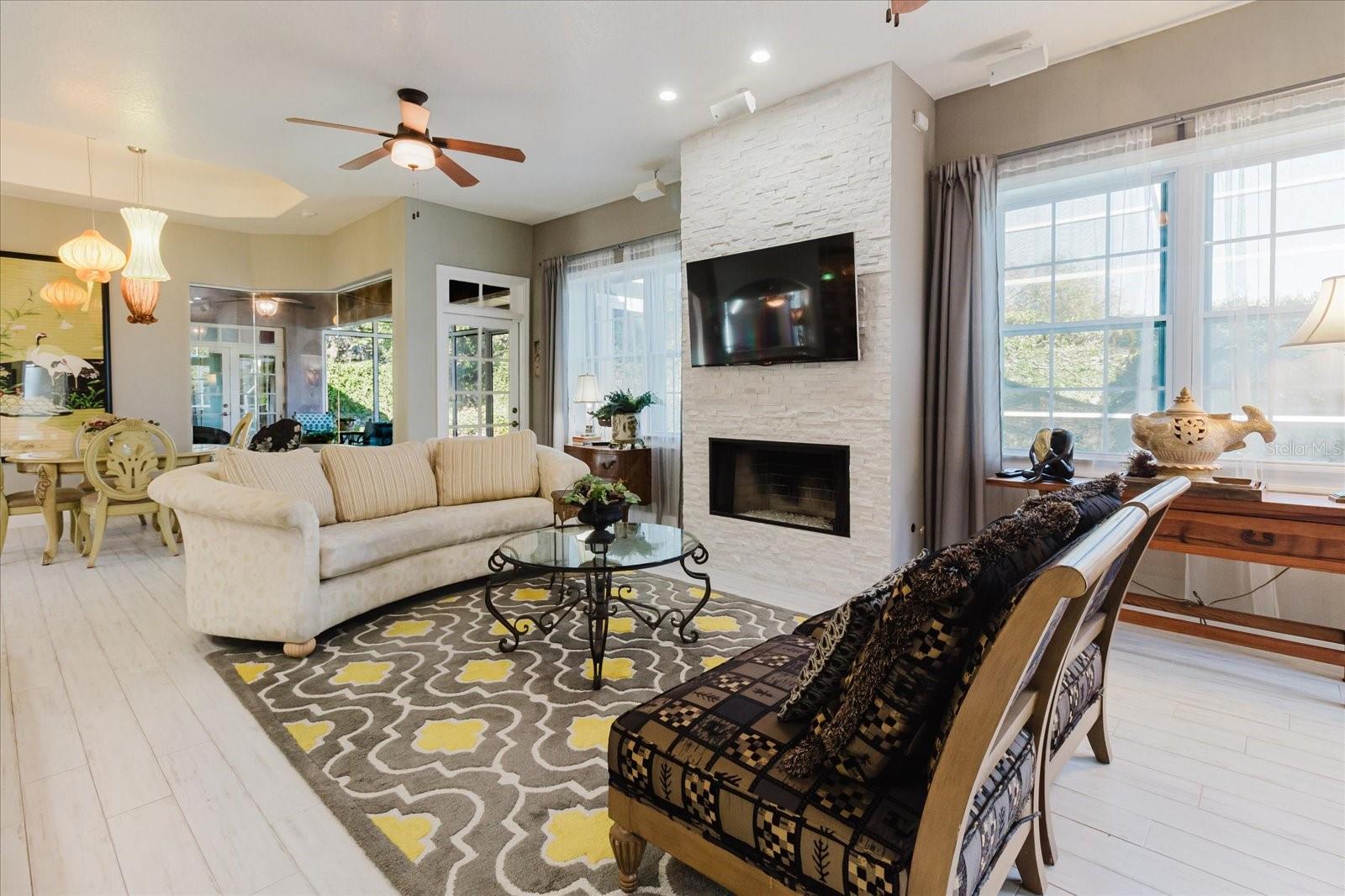 13510 WESTSHIRE DR — photo 22