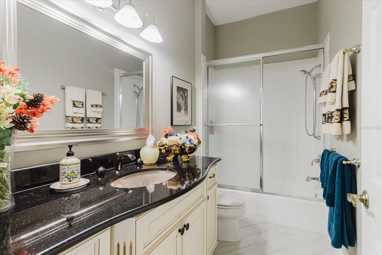 13510 WESTSHIRE DR — photo 62