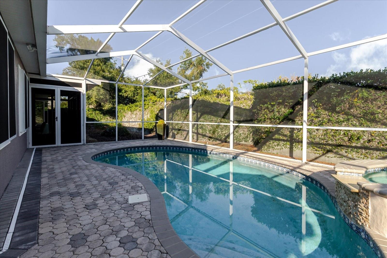 13510 WESTSHIRE DR — photo 75