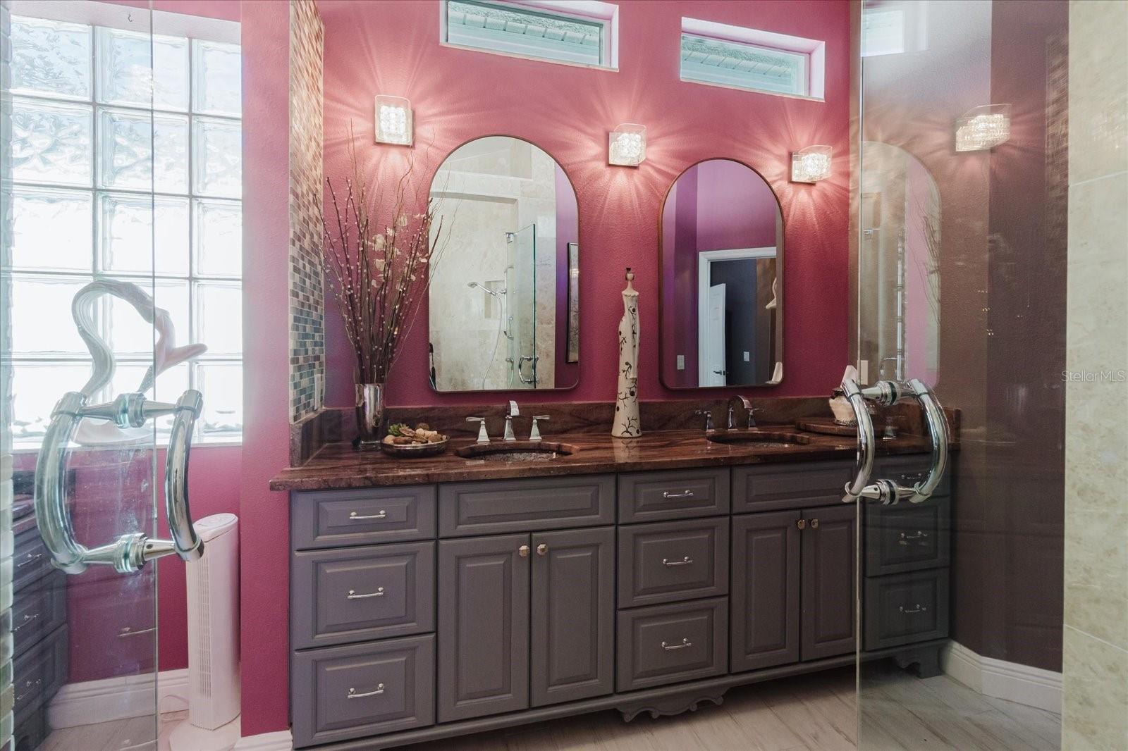 13510 WESTSHIRE DR — photo 41