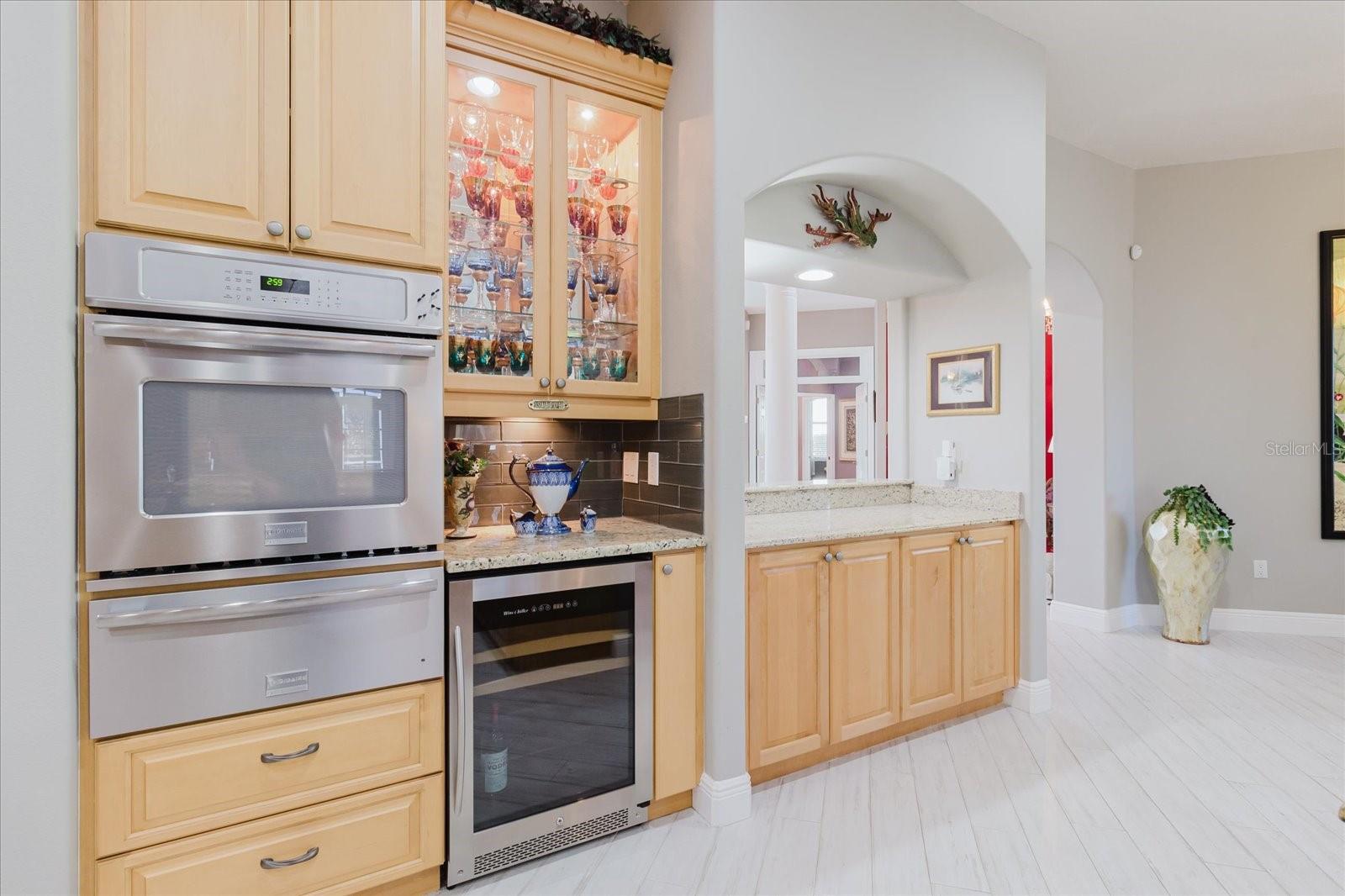 13510 WESTSHIRE DR — photo 30