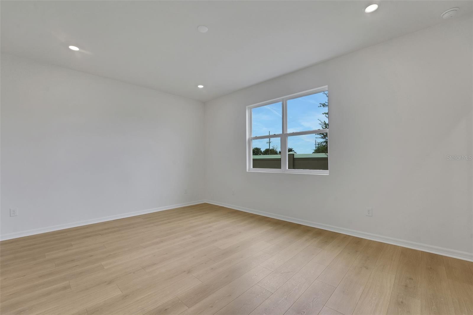 7815 GLEN LILY PL — photo 28
