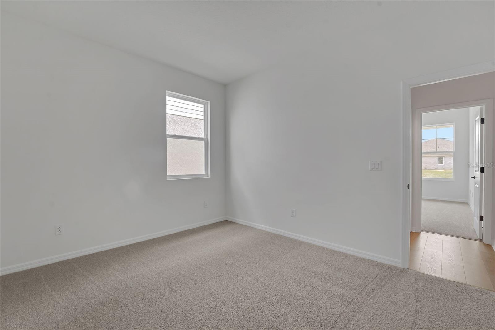 7815 GLEN LILY PL — photo 8