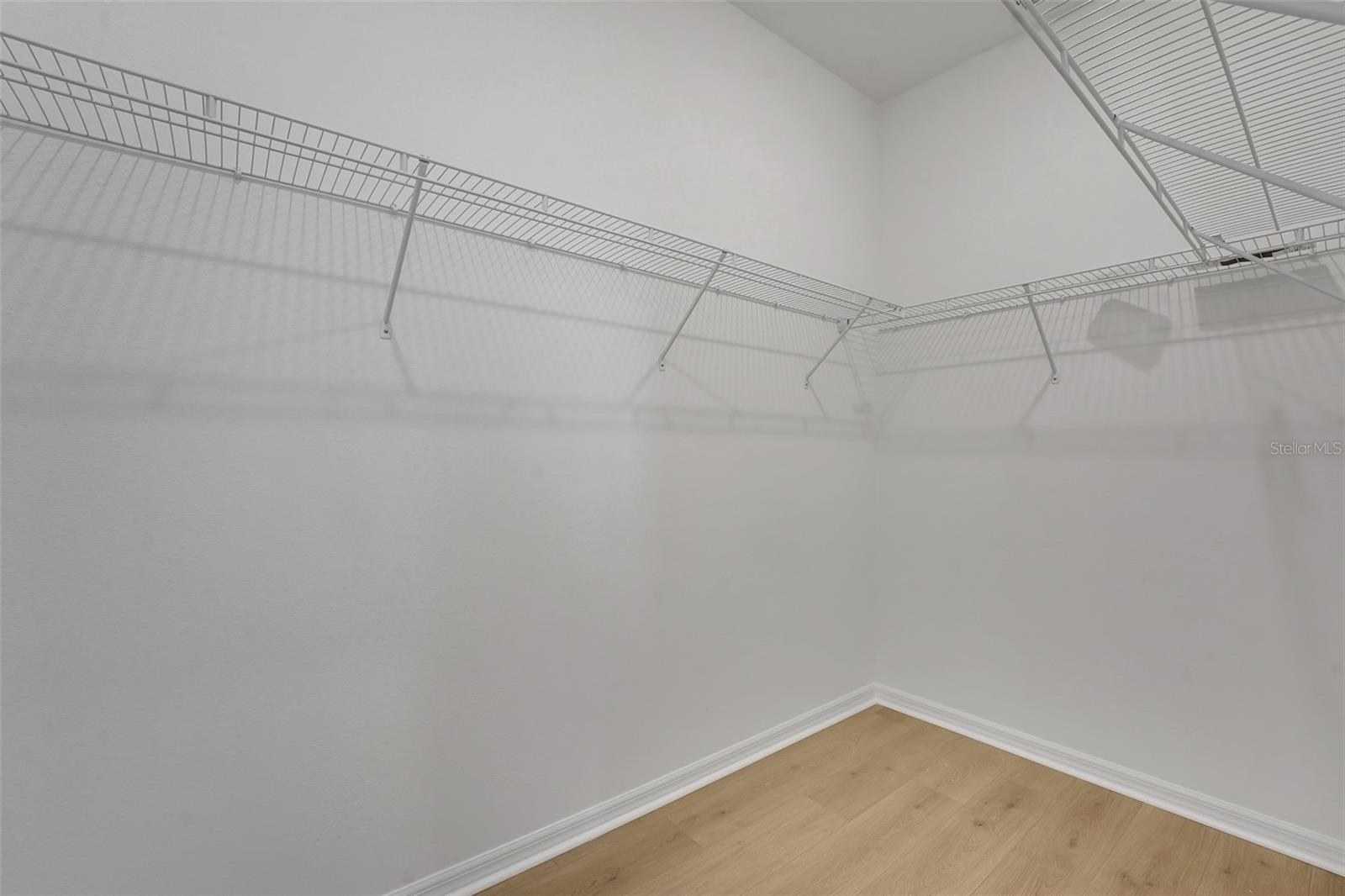 7815 GLEN LILY PL — photo 31
