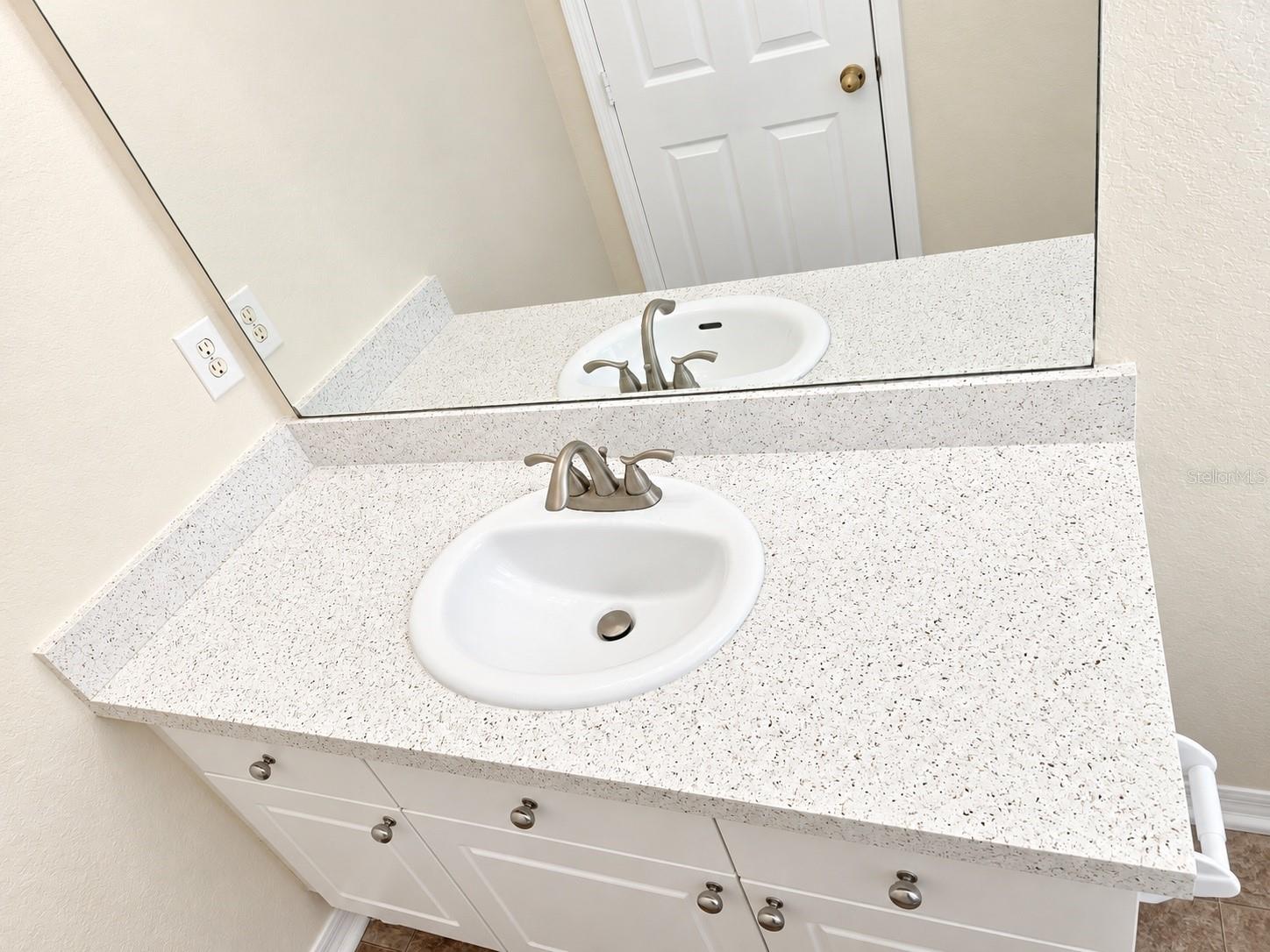 18001 RICHMOND PLACE DR #220 — photo 16