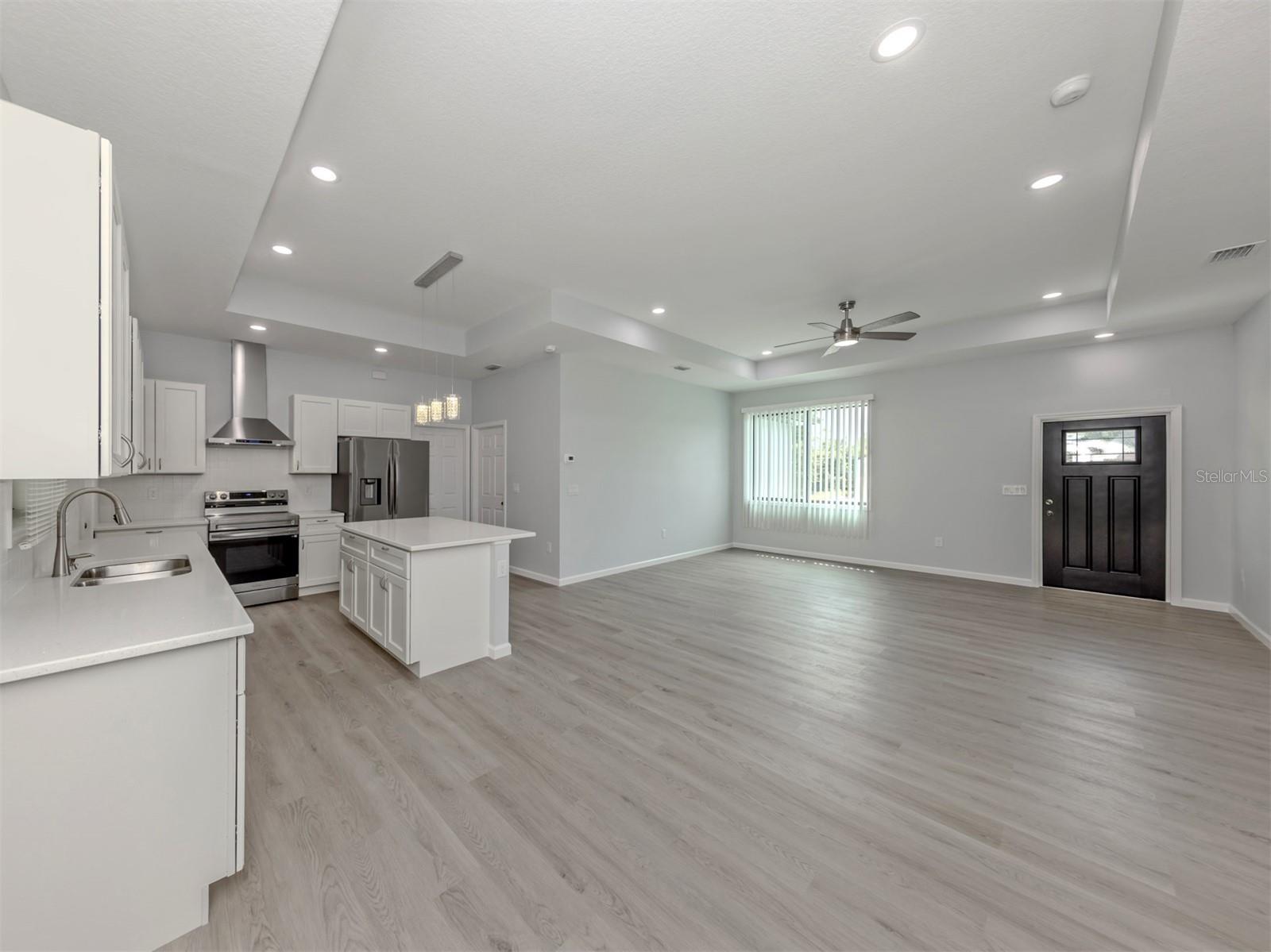 3763 RAGEN ST — photo 8