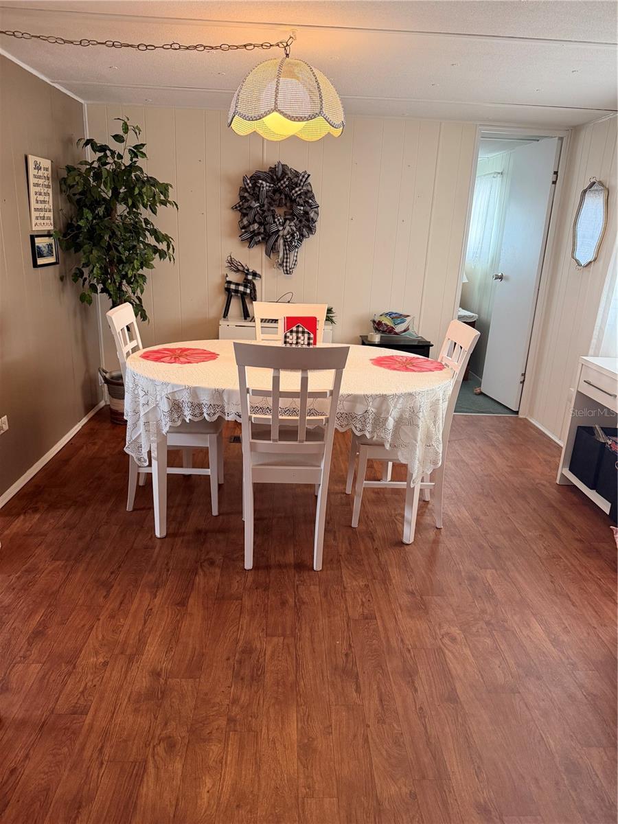38533 LANSING AVE — photo 5