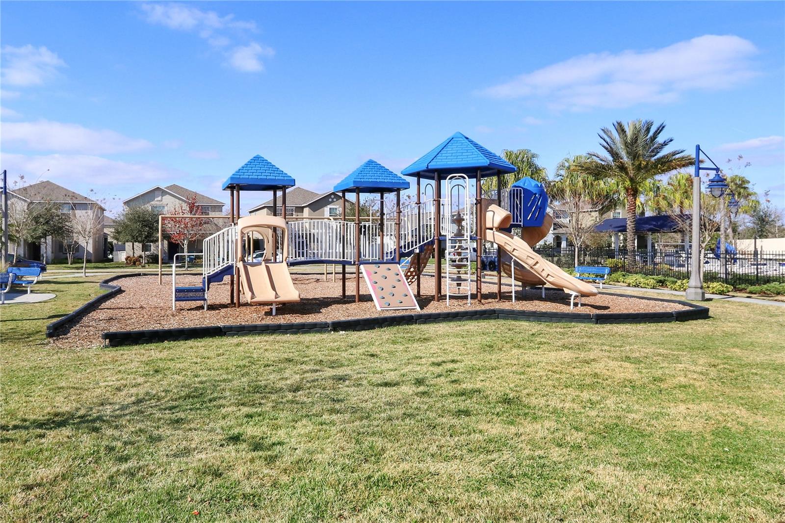 12876 BERGSTROM BAY DR — photo 33