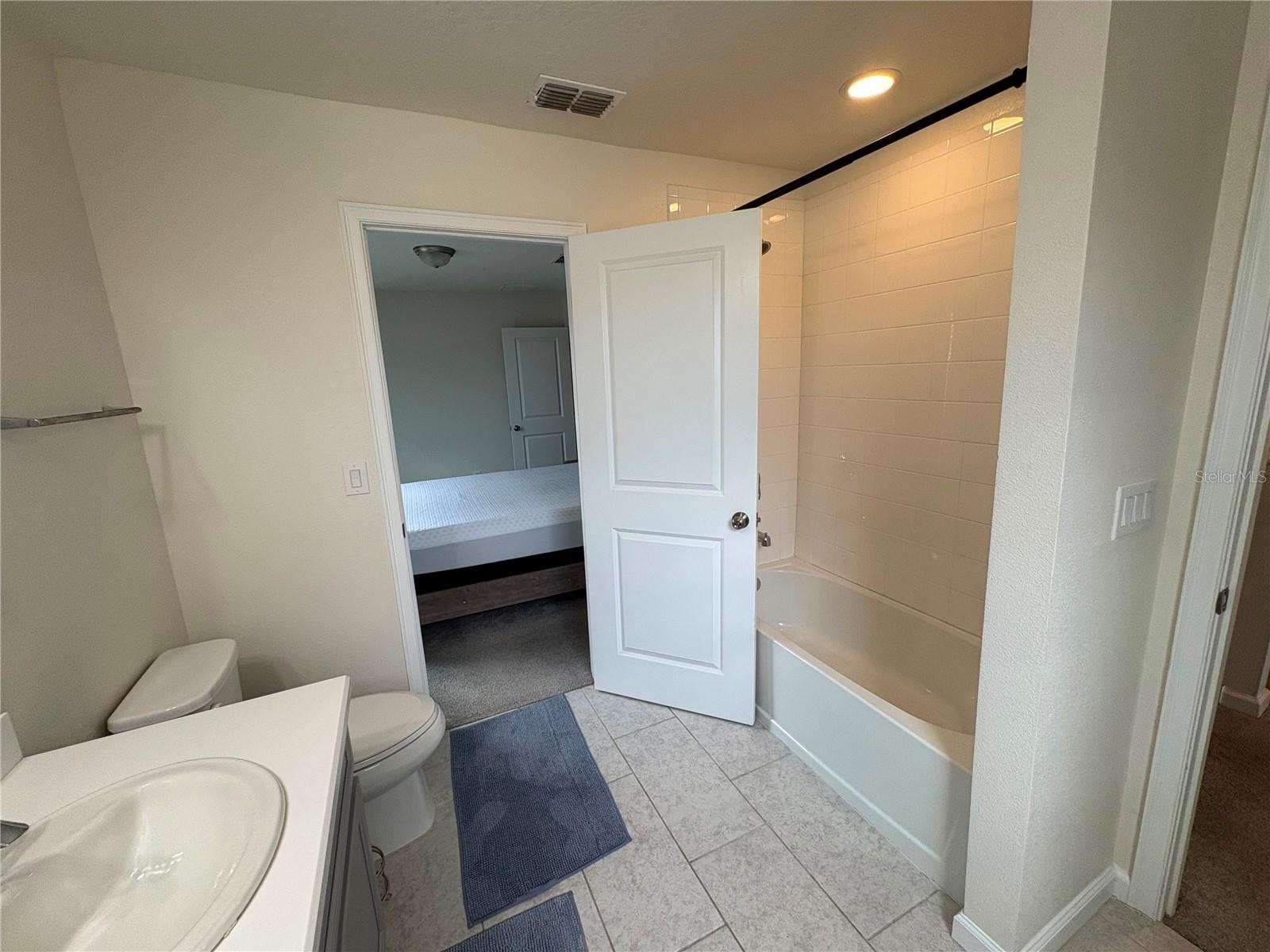 5553 PLEASANTVIEW CT — photo 18