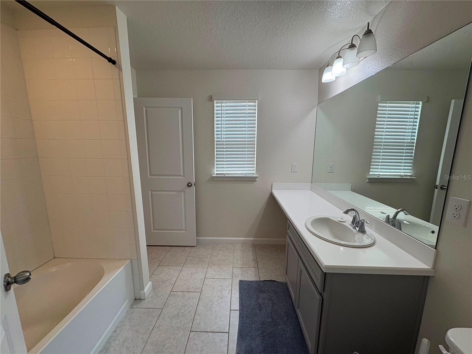5553 PLEASANTVIEW CT — photo 20