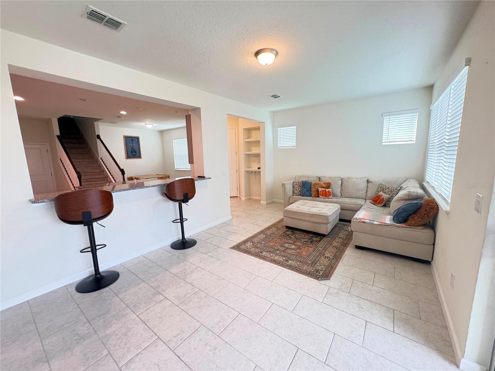 5553 PLEASANTVIEW CT — photo 6