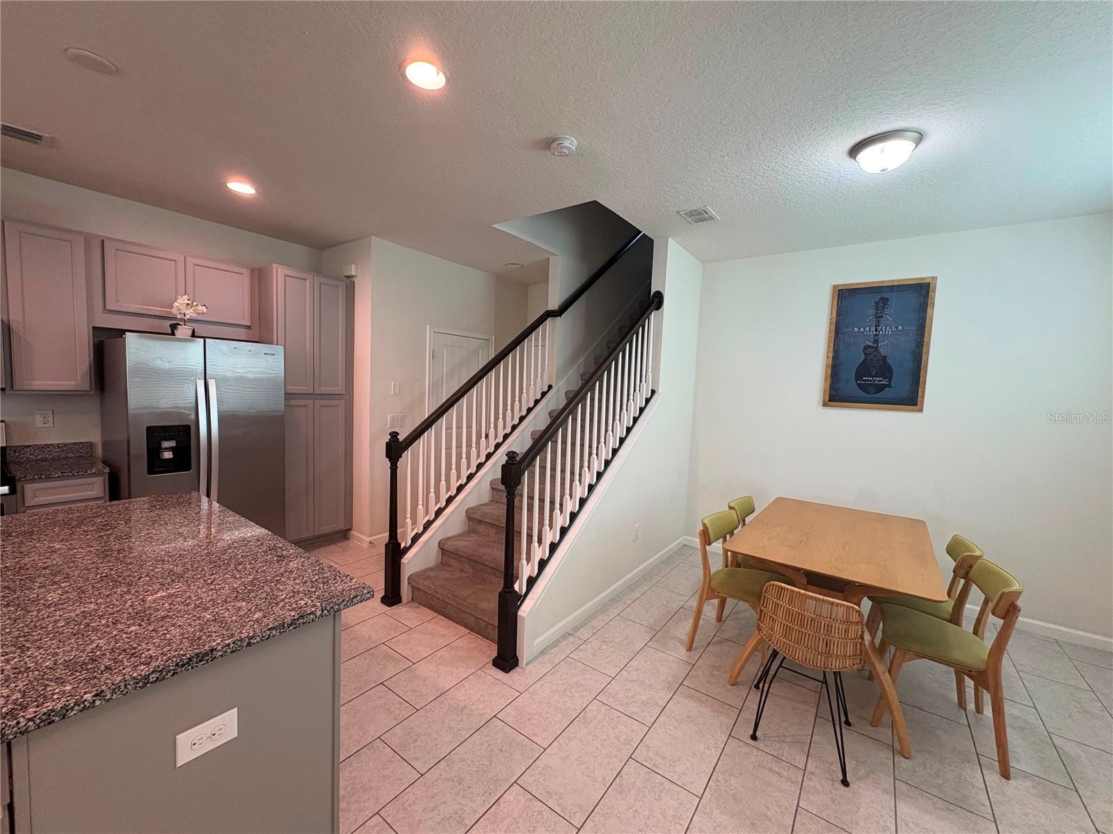 5553 PLEASANTVIEW CT — photo 12