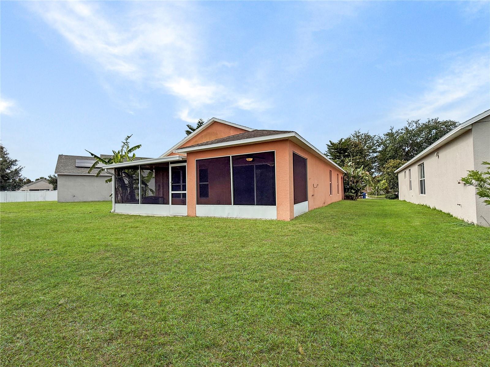 7115 FOREST MERE DR — photo 23