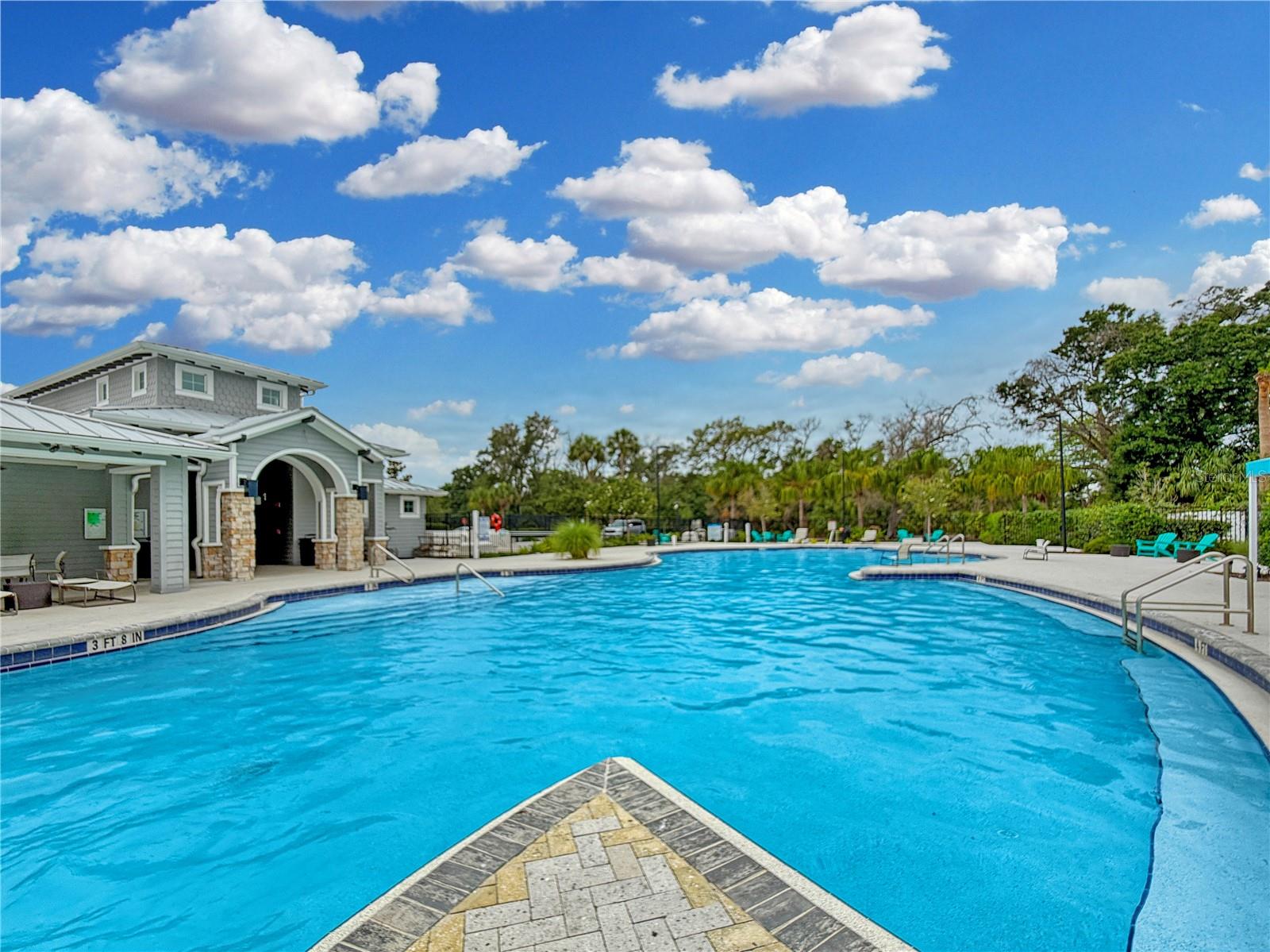 7115 FOREST MERE DR — photo 34