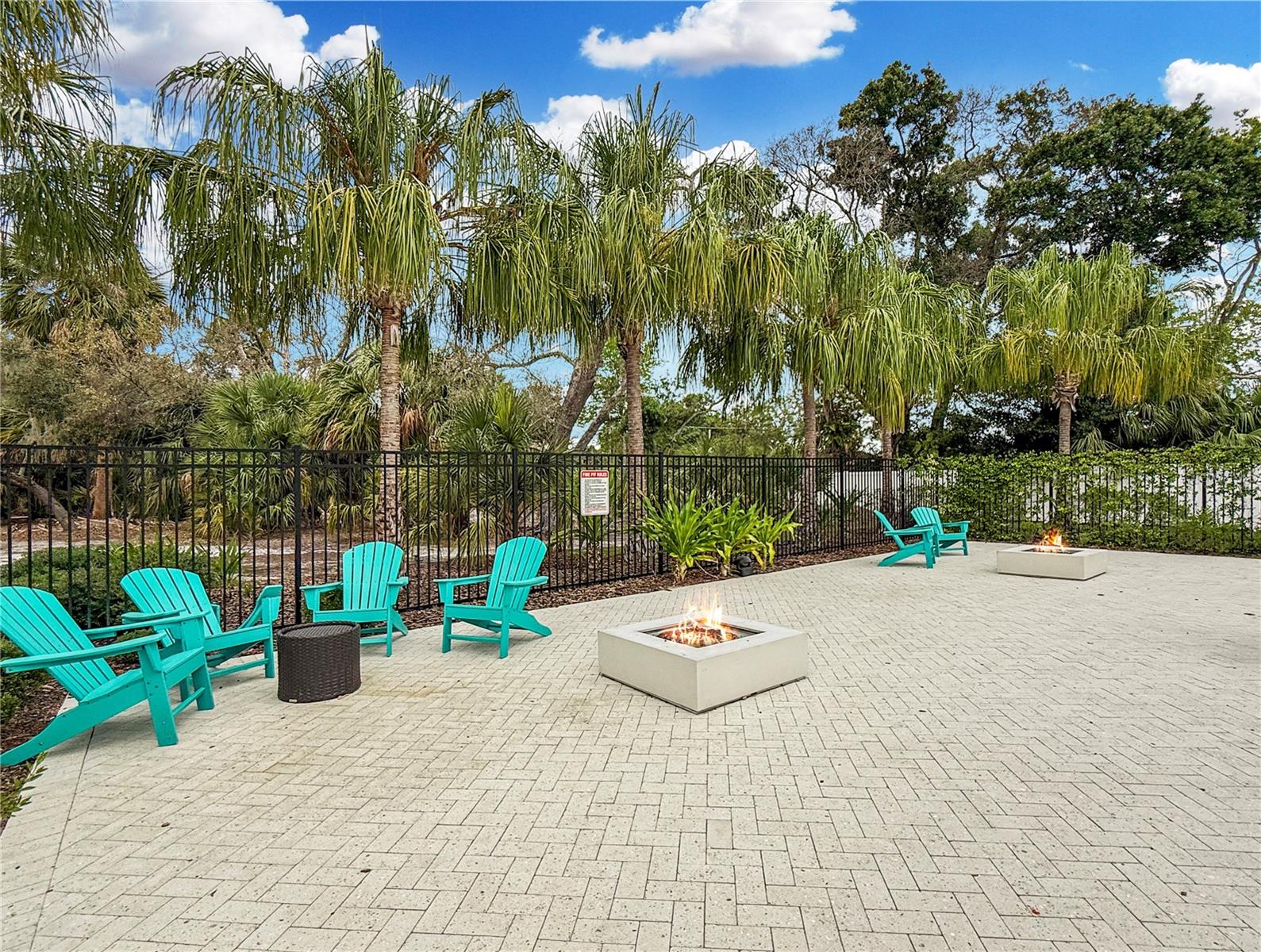7115 FOREST MERE DR — photo 39