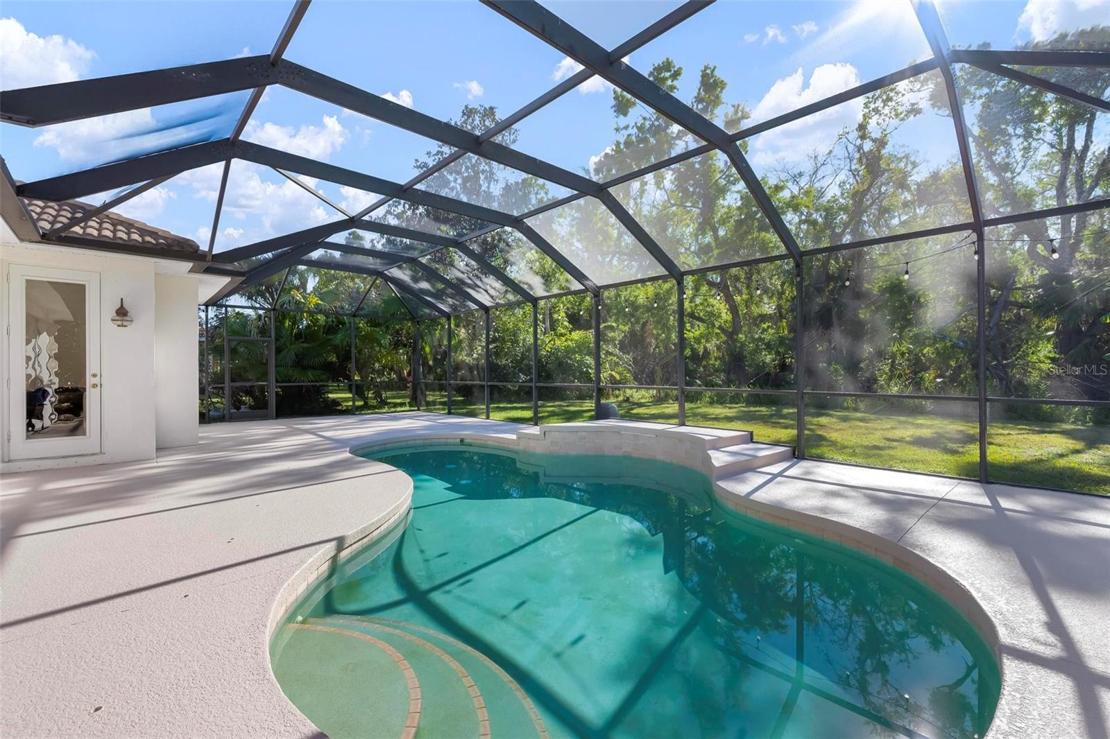 404 GOLDEN HARBOUR TRL — photo 42