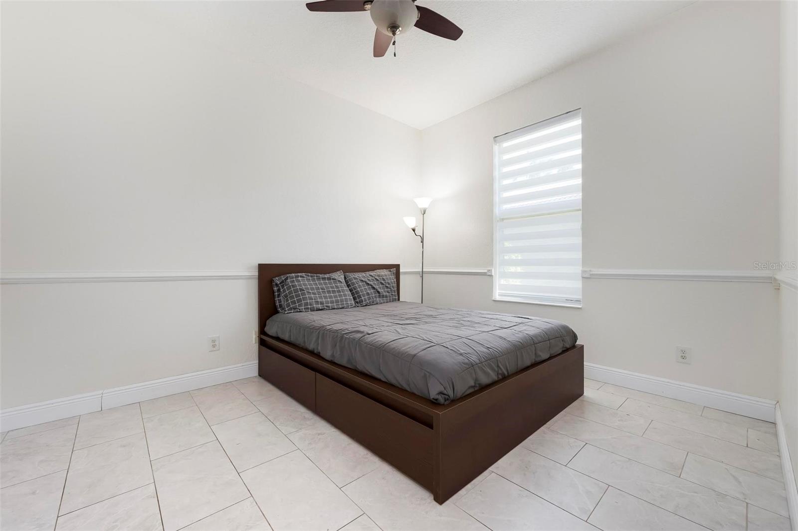404 GOLDEN HARBOUR TRL — photo 29