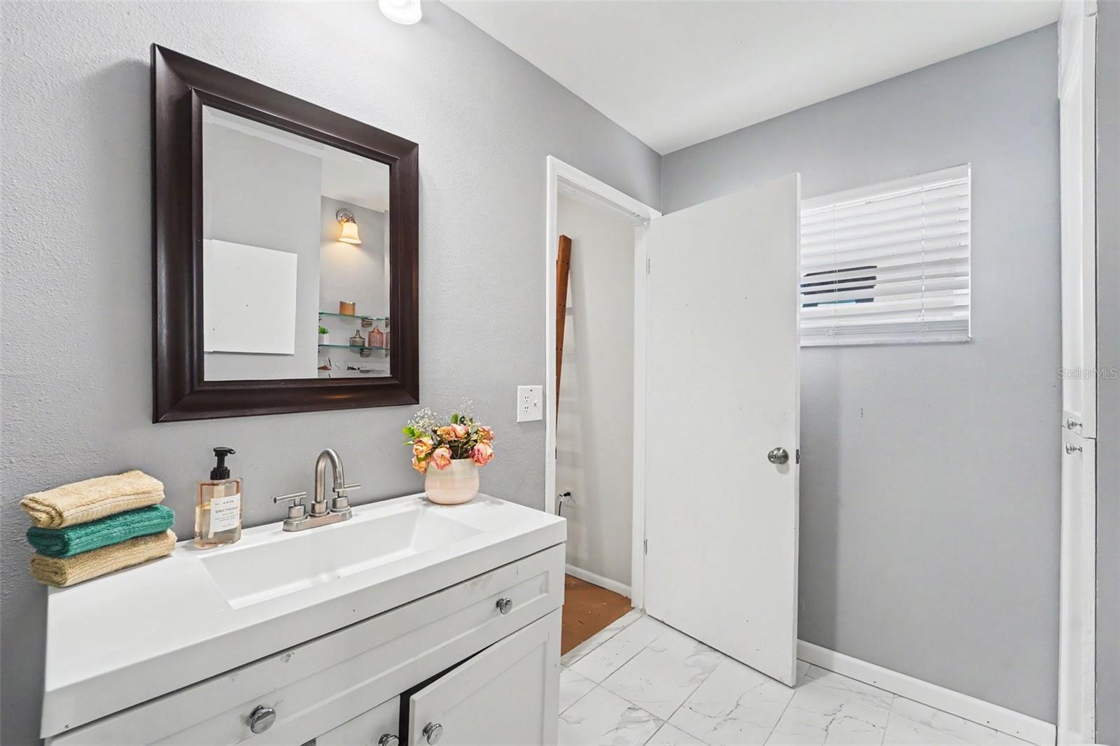 1215 PERSIMMON DR — photo 21