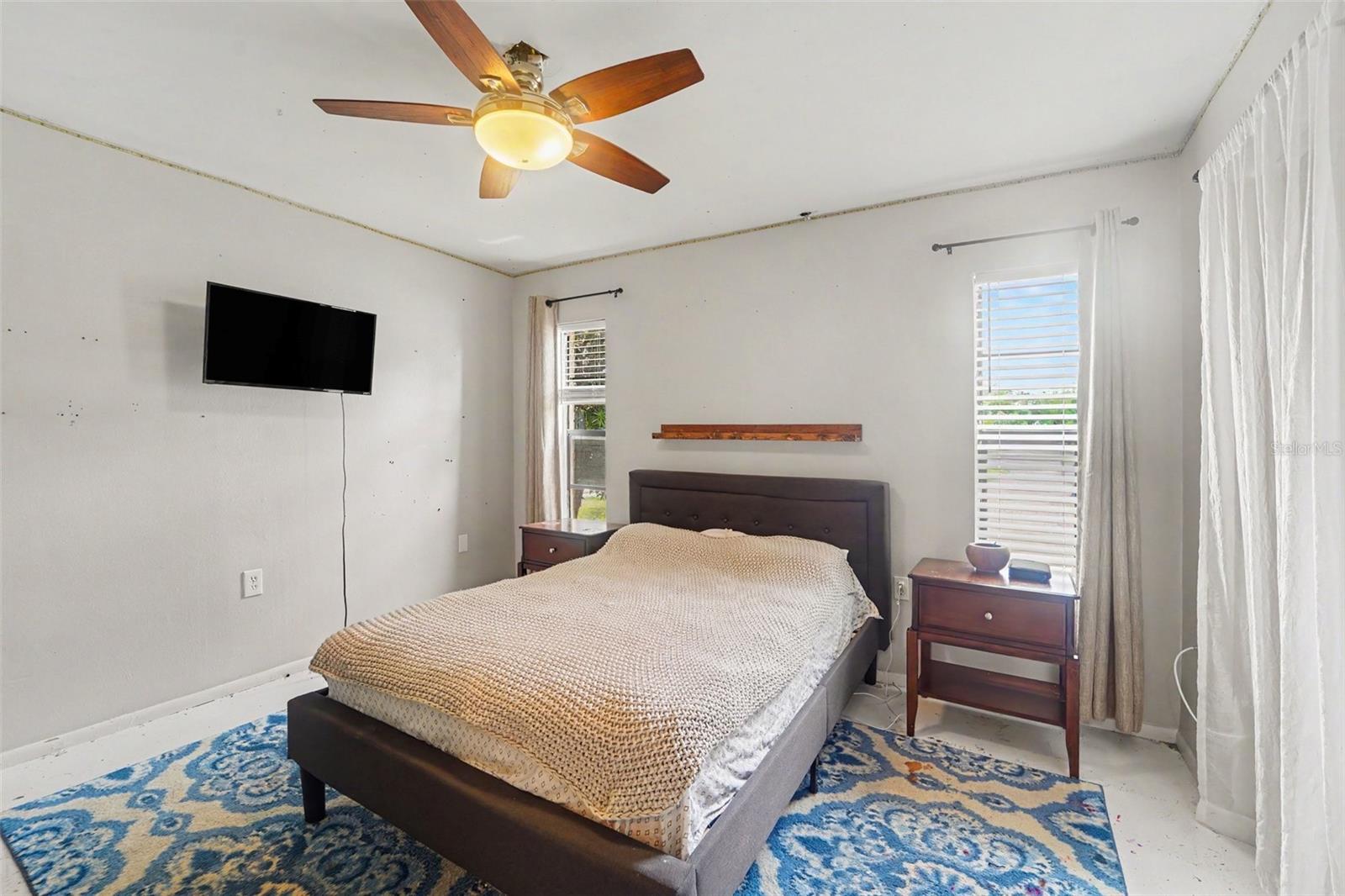 1215 PERSIMMON DR — photo 24