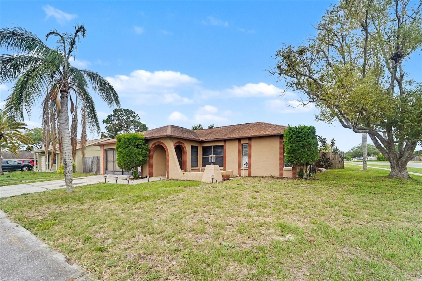 1215 PERSIMMON DR — photo 2