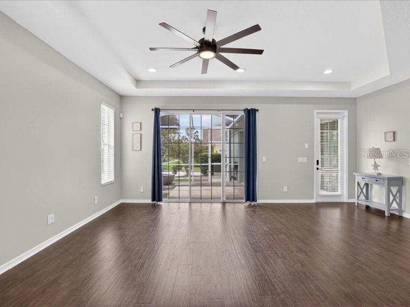 5513 GOLDEN ISLES DR — photo 4