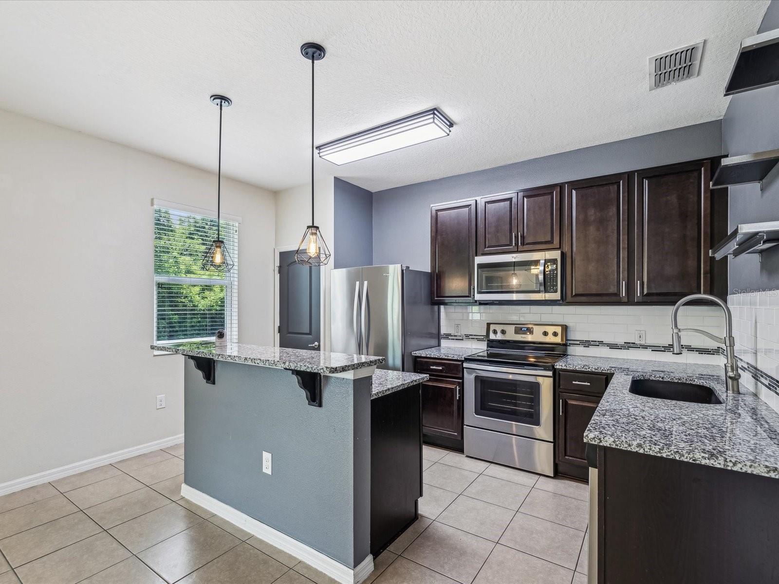 11525 SOUTHERN CREEK DR — photo 20