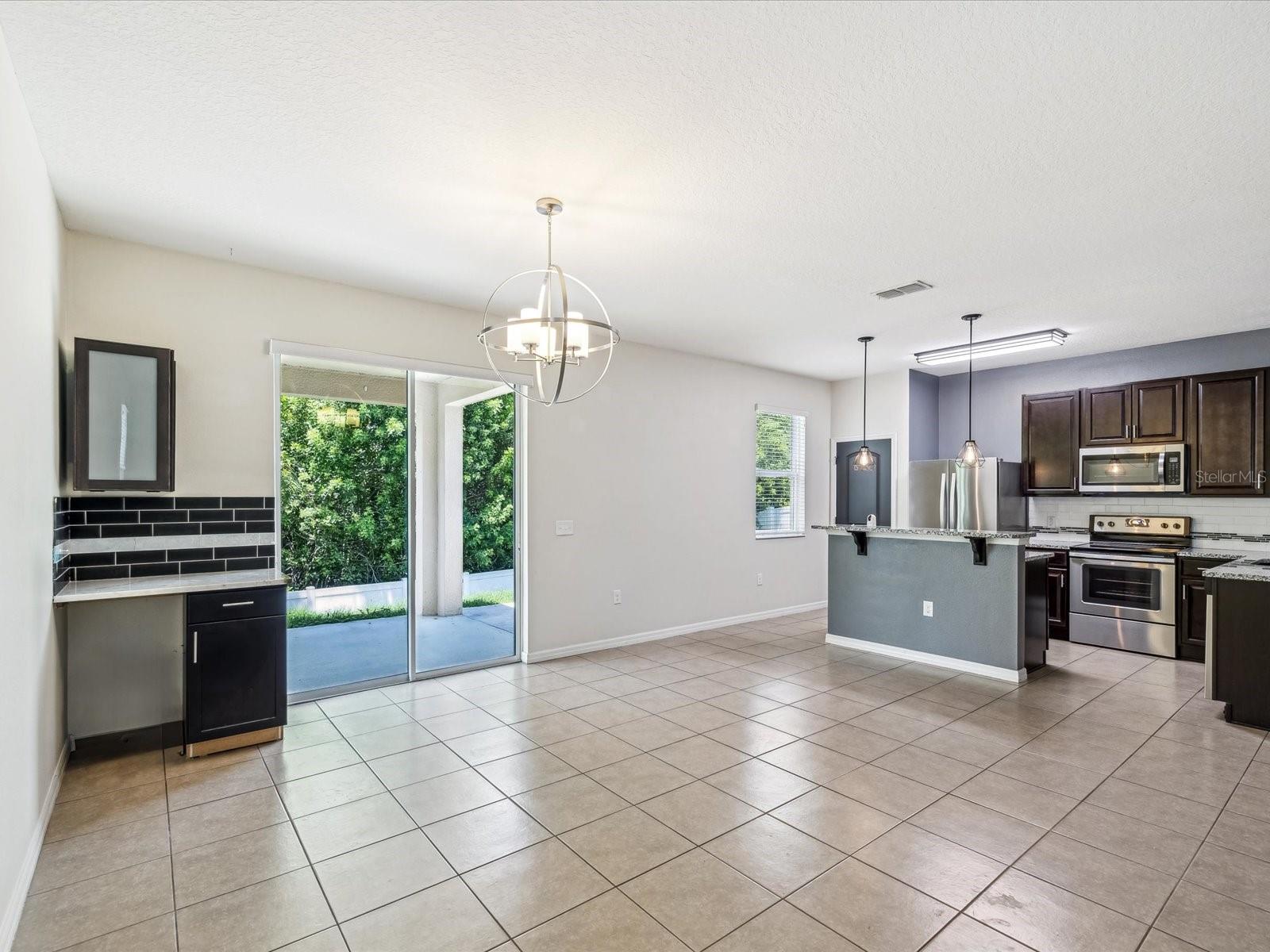 11525 SOUTHERN CREEK DR — photo 12
