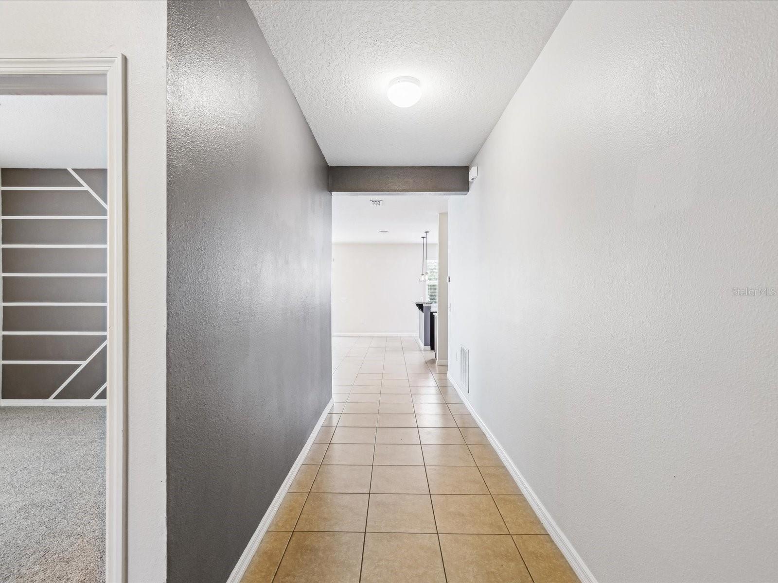 11525 SOUTHERN CREEK DR — photo 3