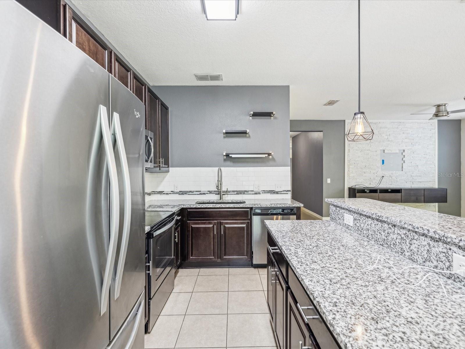 11525 SOUTHERN CREEK DR — photo 19