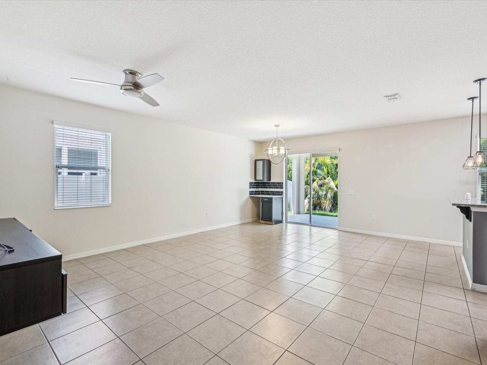11525 SOUTHERN CREEK DR — photo 10