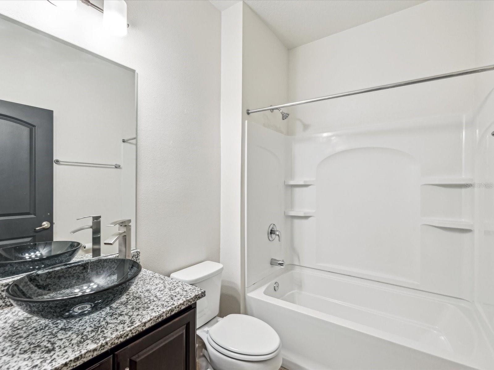 11525 SOUTHERN CREEK DR — photo 6