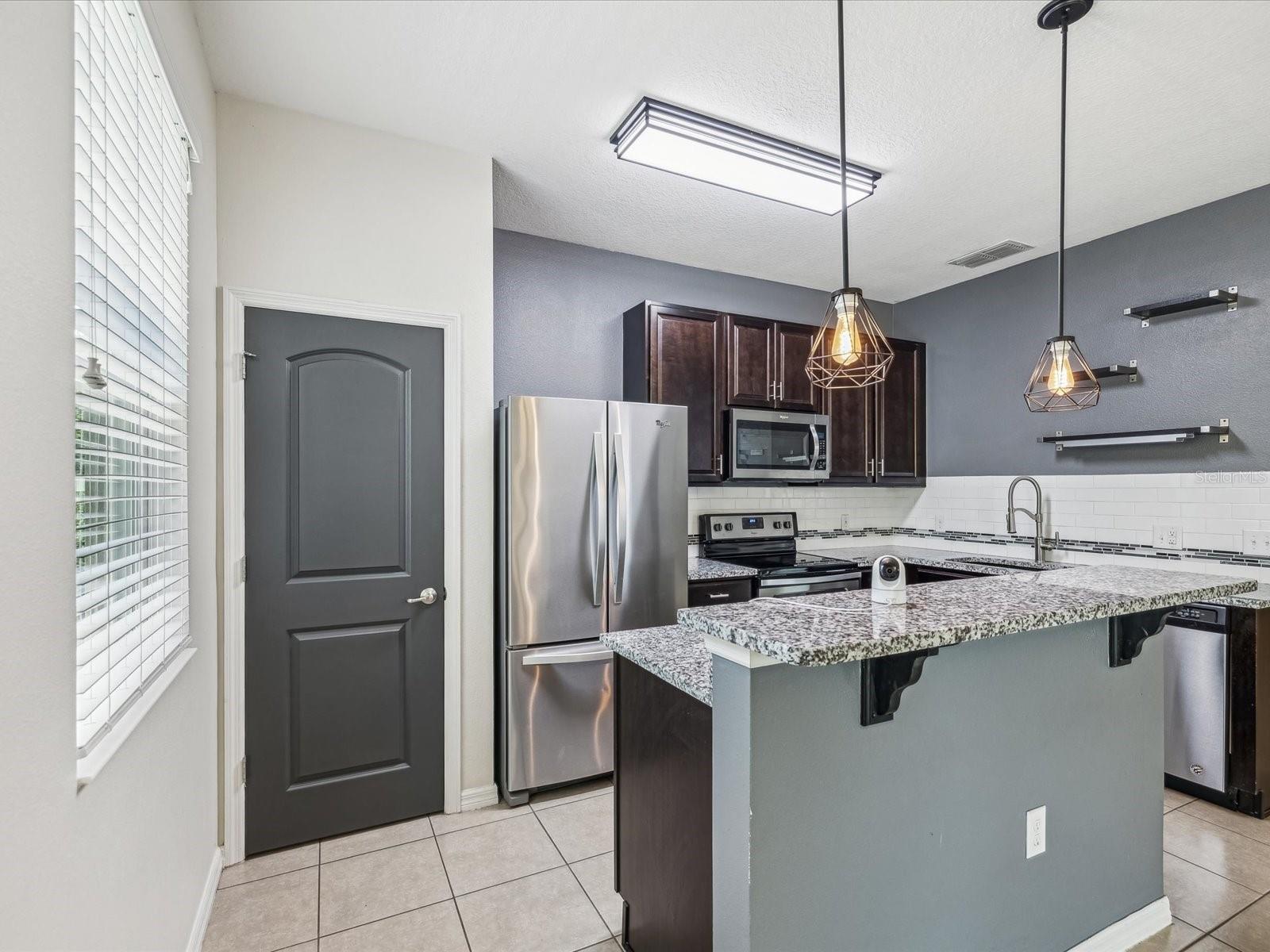 11525 SOUTHERN CREEK DR — photo 16