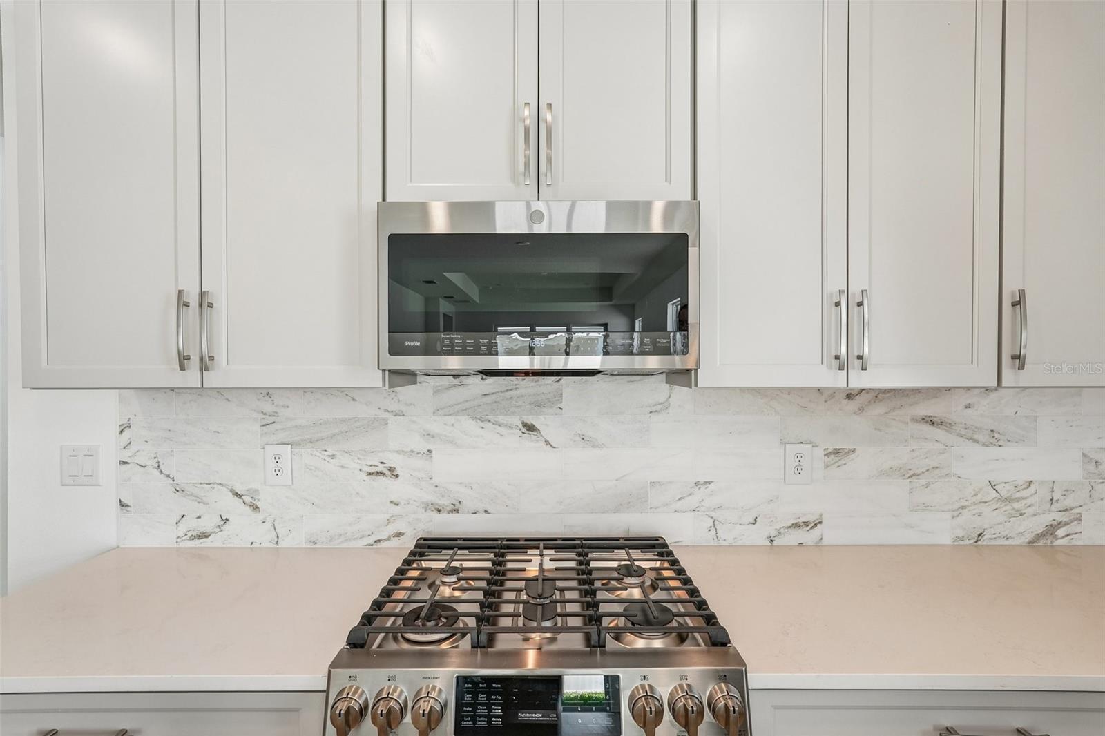 8125 FAIRCHILD AVE — photo 6