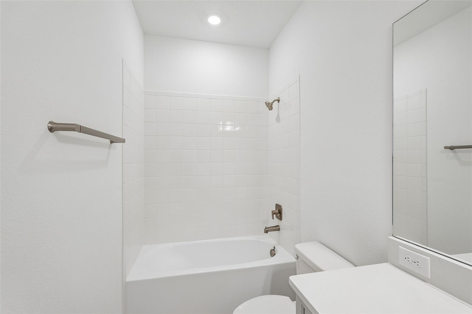 8125 FAIRCHILD AVE — photo 23