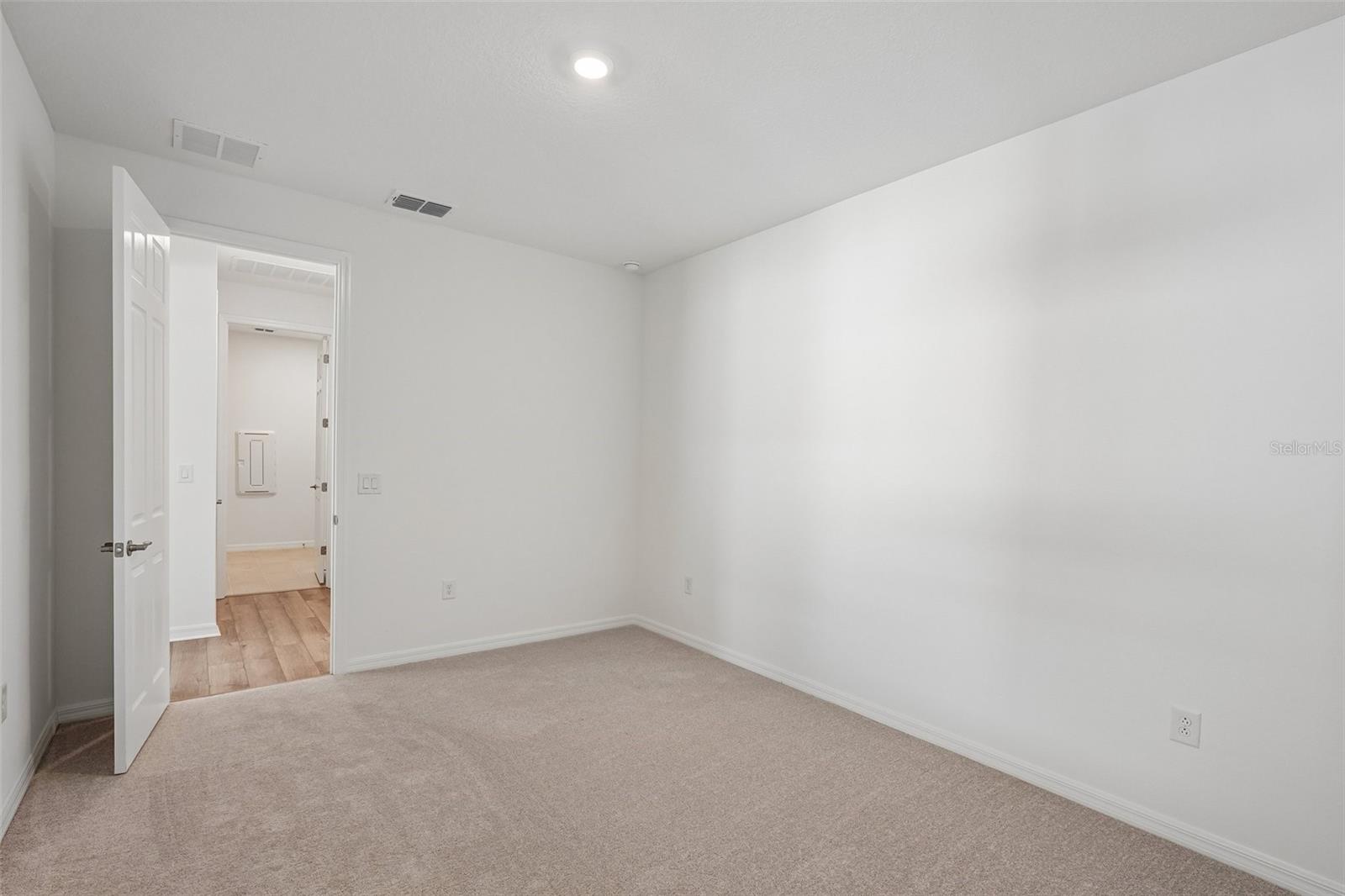 8125 FAIRCHILD AVE — photo 20