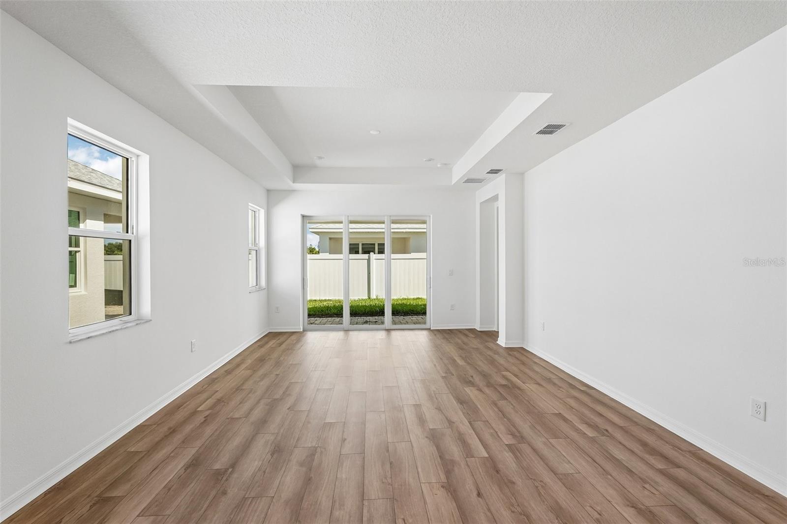 8125 FAIRCHILD AVE — photo 8