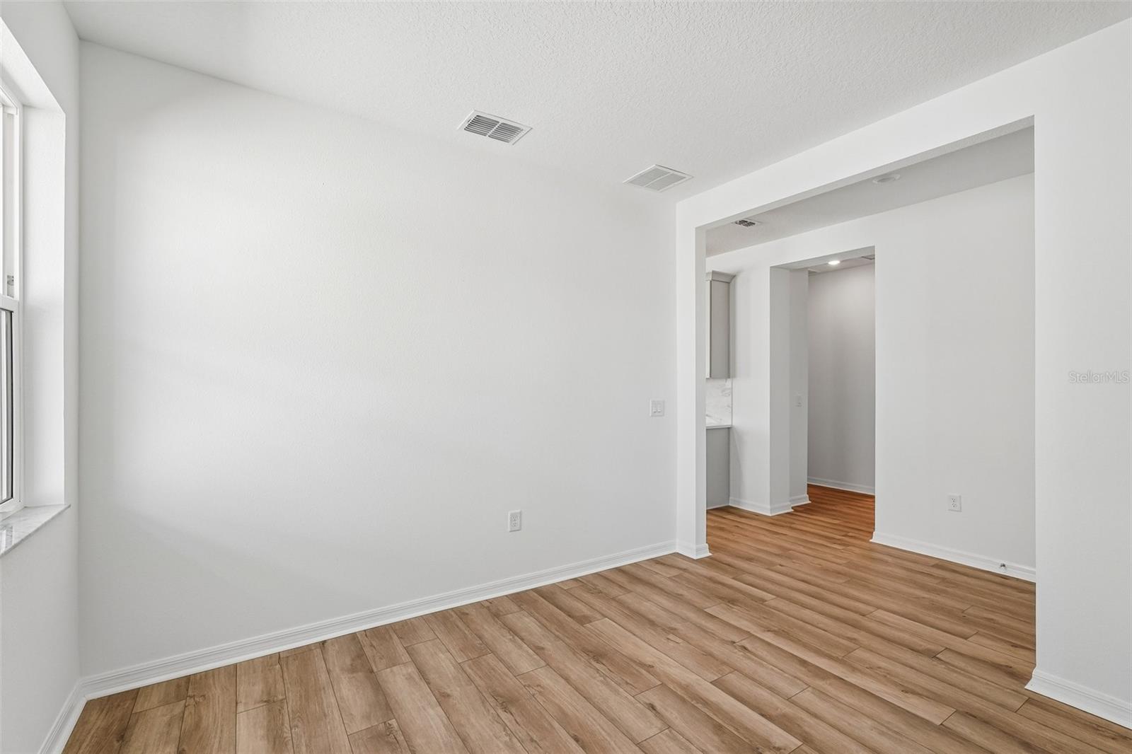 8125 FAIRCHILD AVE — photo 18