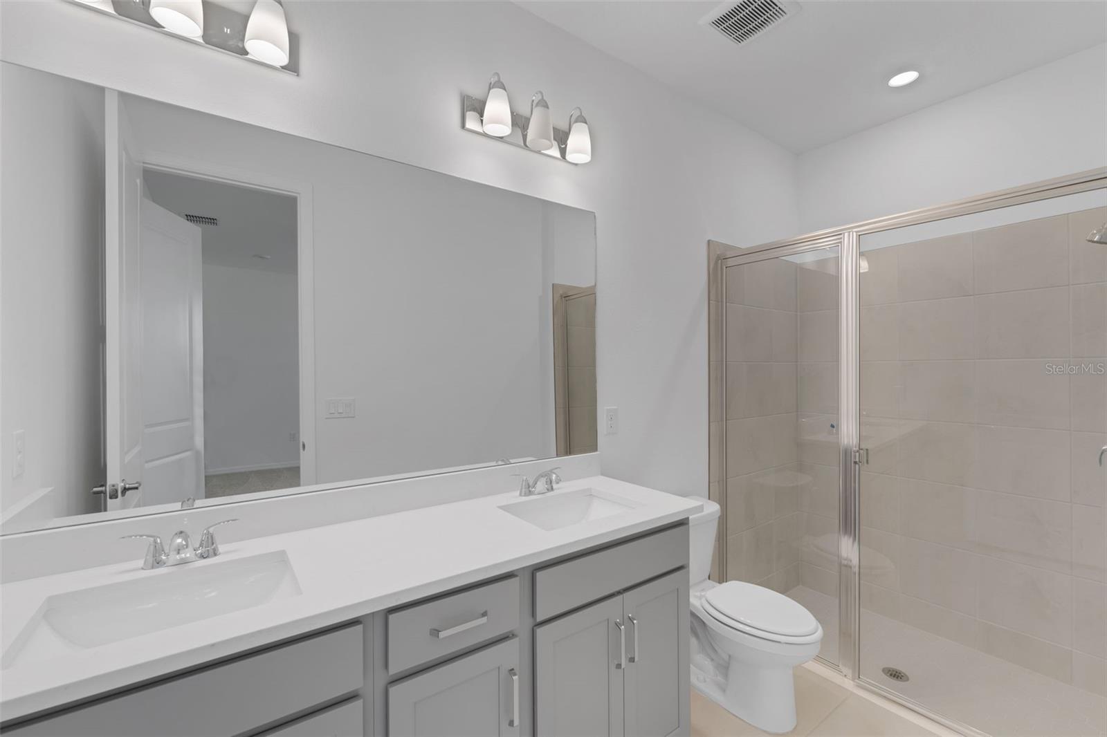 8124 SUNNY POINT TRL — photo 35