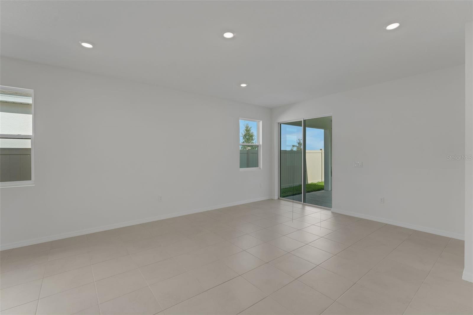 8124 SUNNY POINT TRL — photo 14