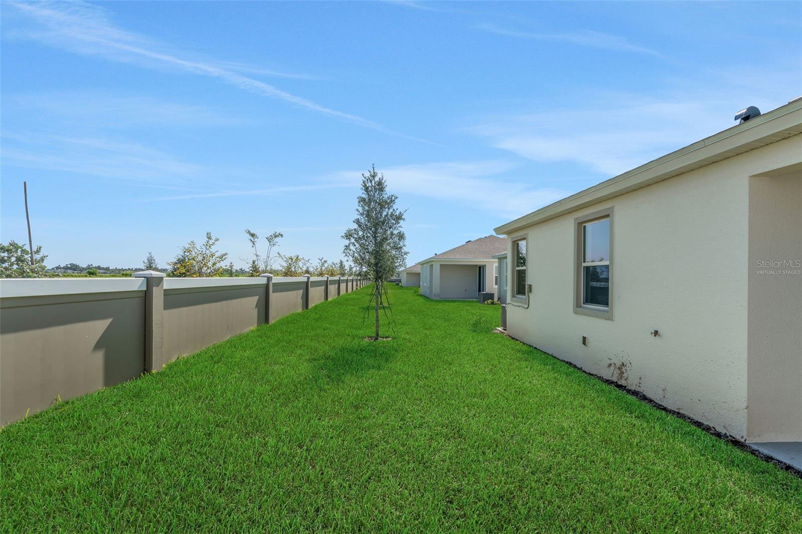 8124 SUNNY POINT TRL — photo 7