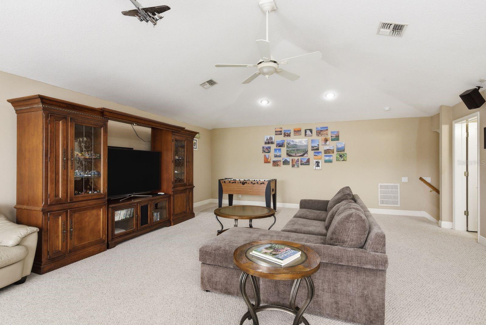 5442 MILLBROOK WAY — photo 35