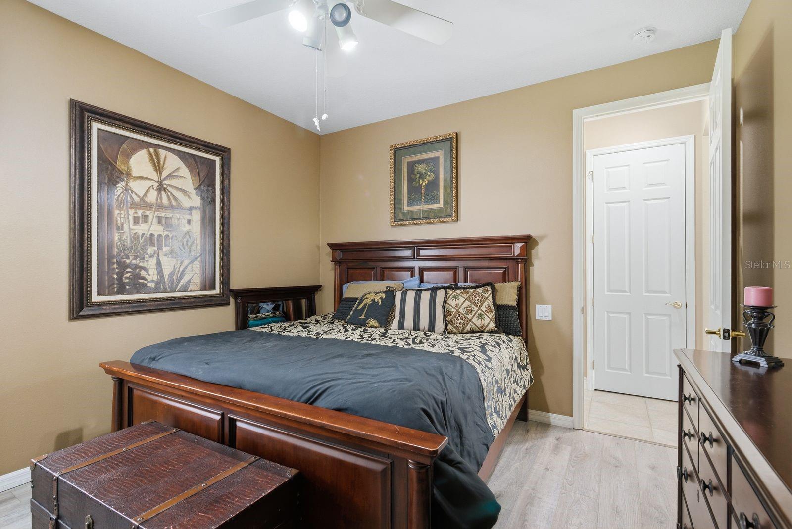5442 MILLBROOK WAY — photo 21