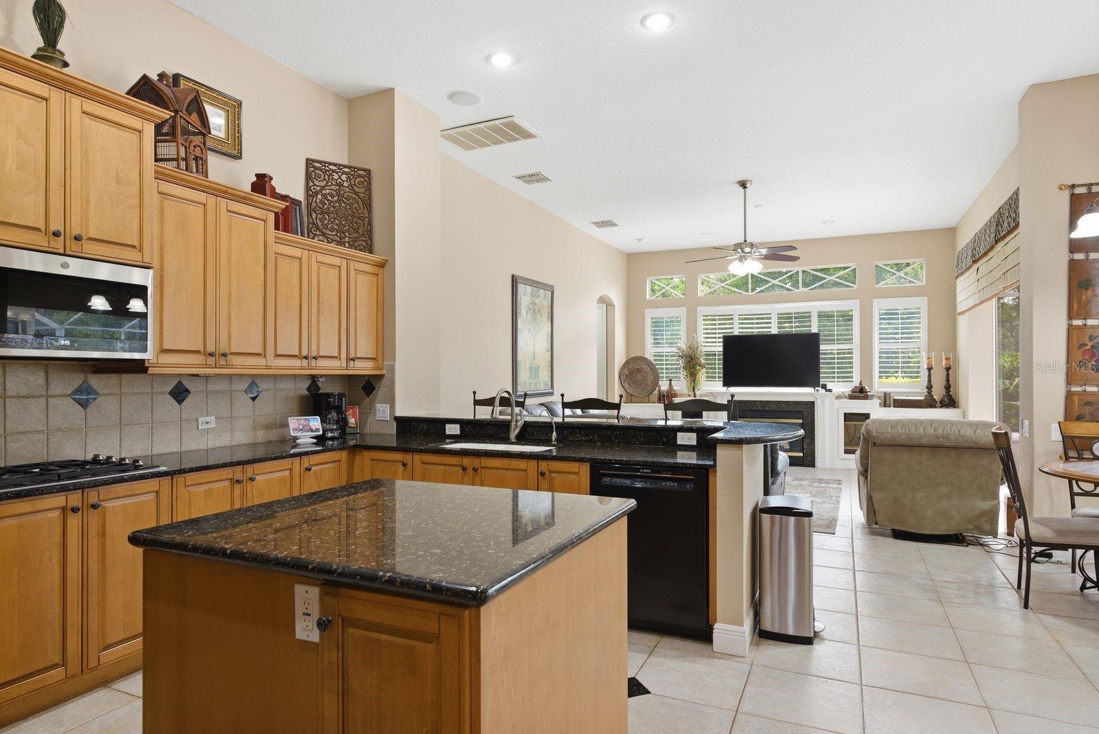 5442 MILLBROOK WAY — photo 7
