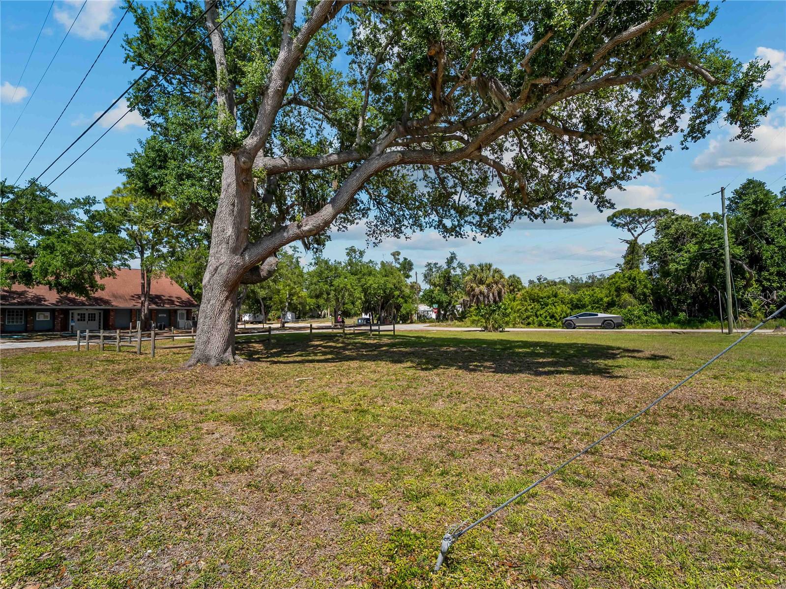 DAWN DR — photo 19