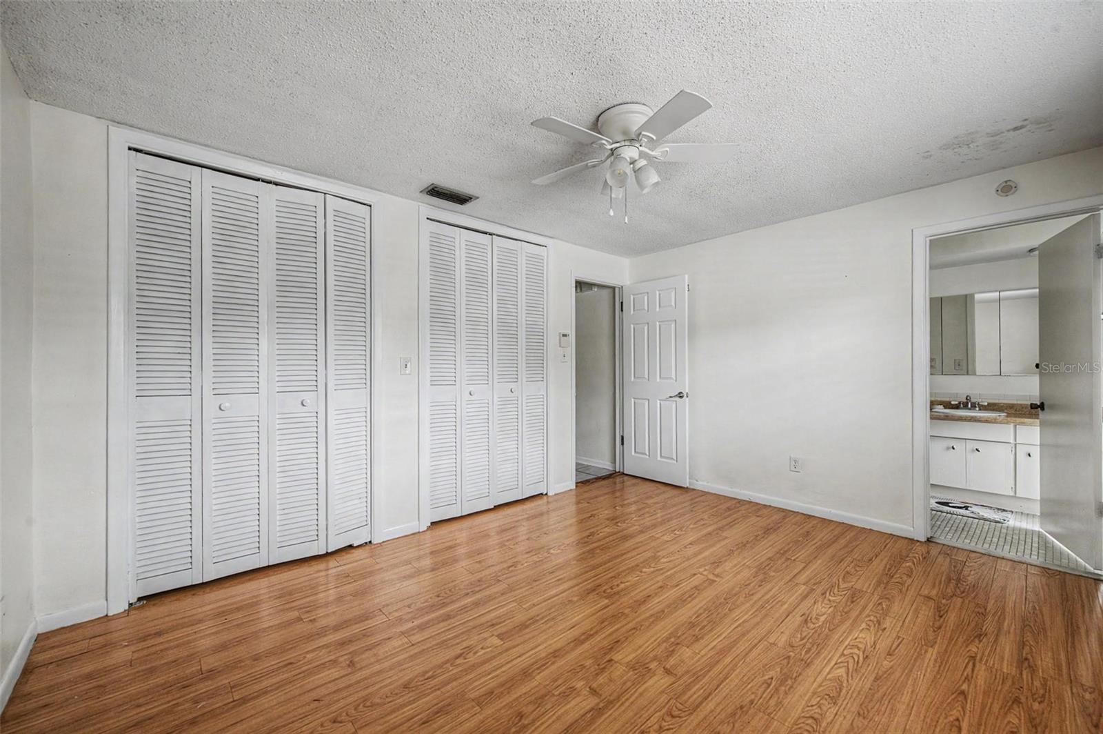 1647 SUMMERDALE DR S — photo 24