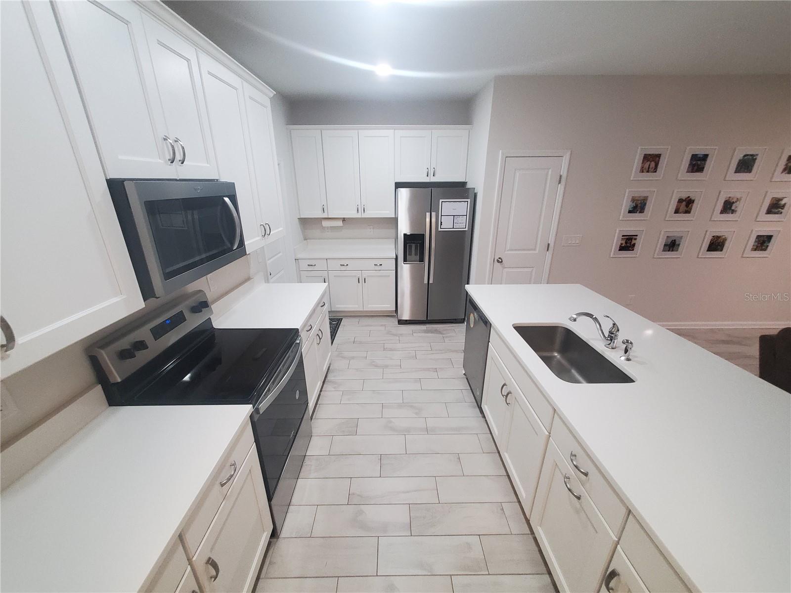 10960 BRIGHTLEAF CT — photo 3