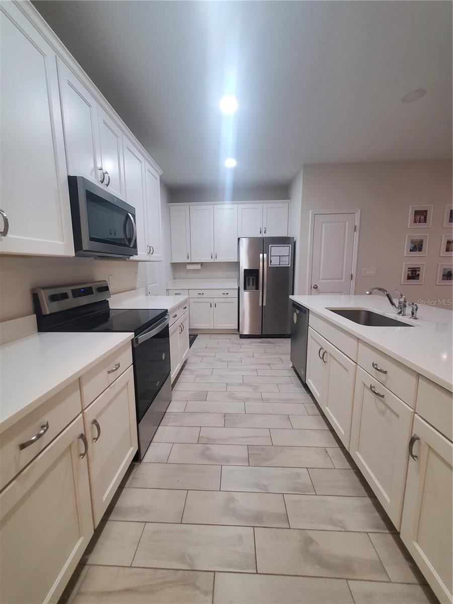 10960 BRIGHTLEAF CT — photo 4