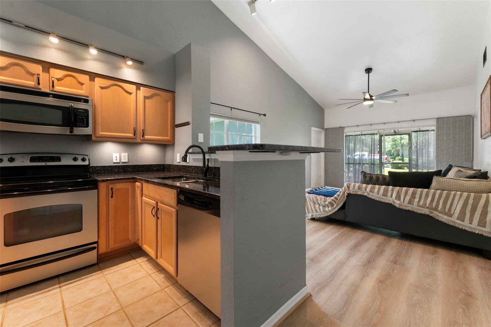 3638 TRAFALGAR WAY #101 — photo 10
