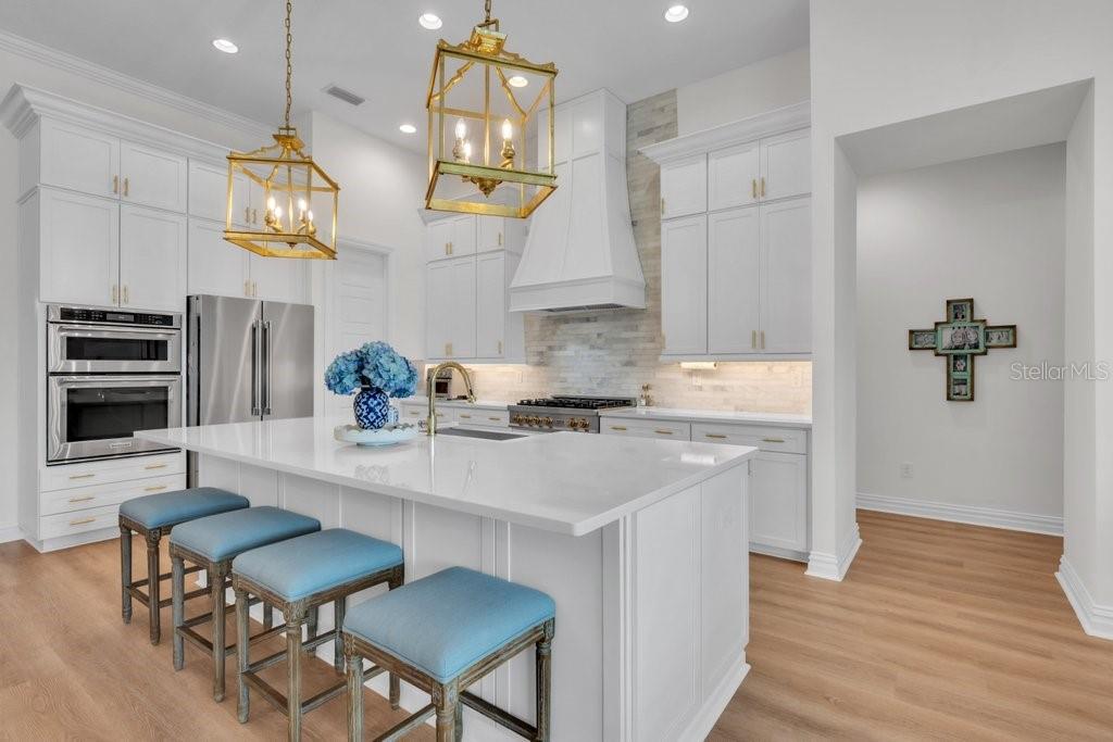 5201 ALAFIA FALLS DR — photo 18