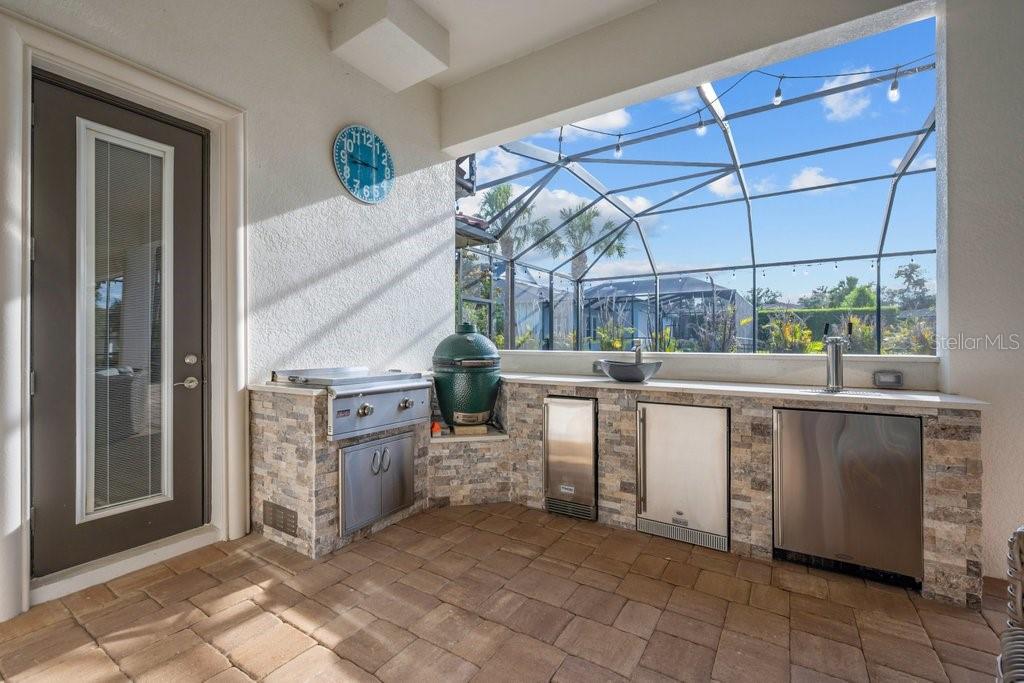5201 ALAFIA FALLS DR — photo 42